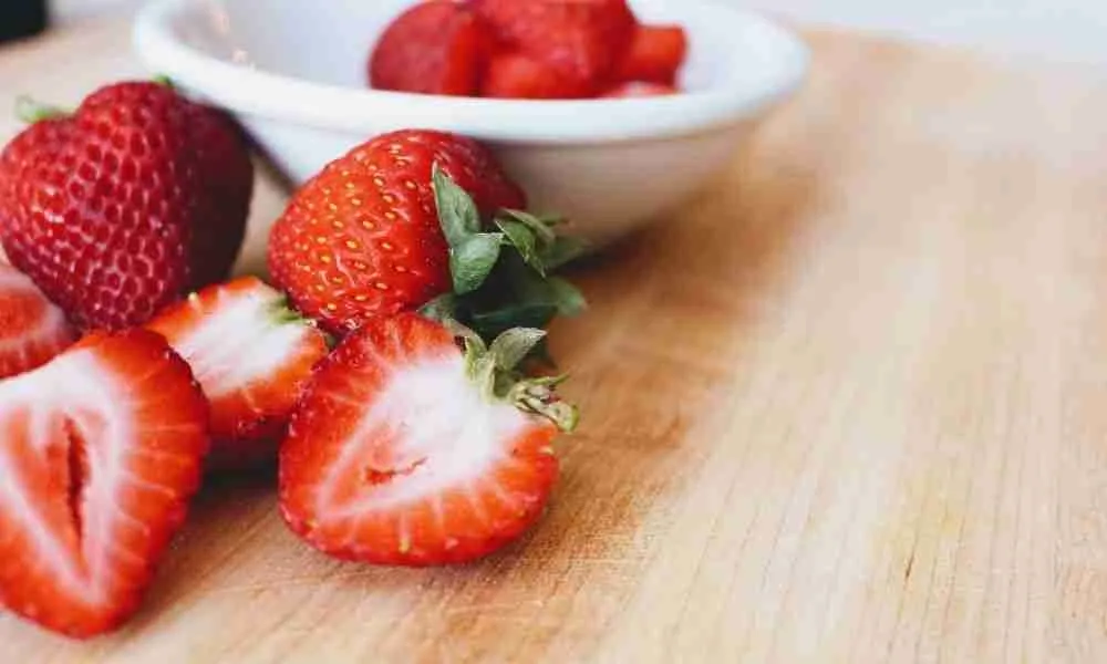 Strawberry - a Blueberry Alternative for Guinea Pig food