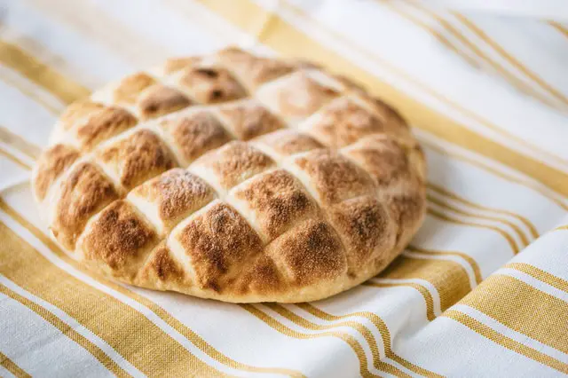 A picture of pita bread not as a food for guinea pigs