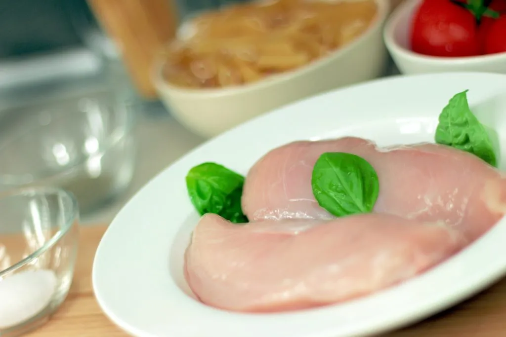 A picture of raw chicken